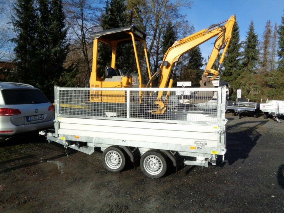Böckmann Car Trailer, Electric Three-Sided Dump Trailer, 3.0 t GVW