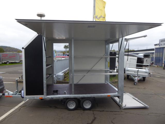VEZEKO Kart 3 Auto Transporter Trailer with Electric Lift for 3 Go-Karts, Side Door, Side Hatch, 2 t Capacity, 100 km/h, Spare Wheel