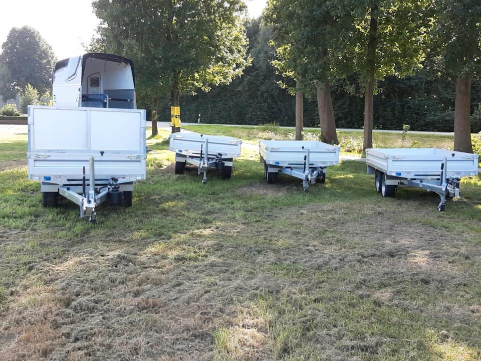 Humbaur HTK 3000.31 Three-Sided Tipping Trailer 3.0 t