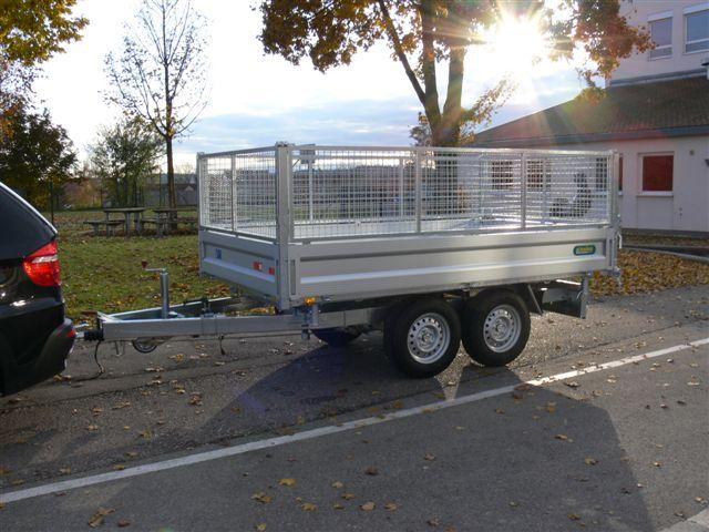 UNSINN Three-Way Dump Trailer