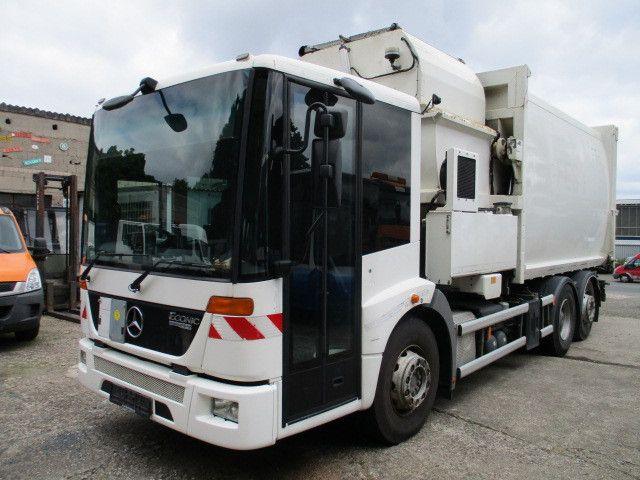 Mercedes-Benz Econic 2633 Side Loader (3 units available)