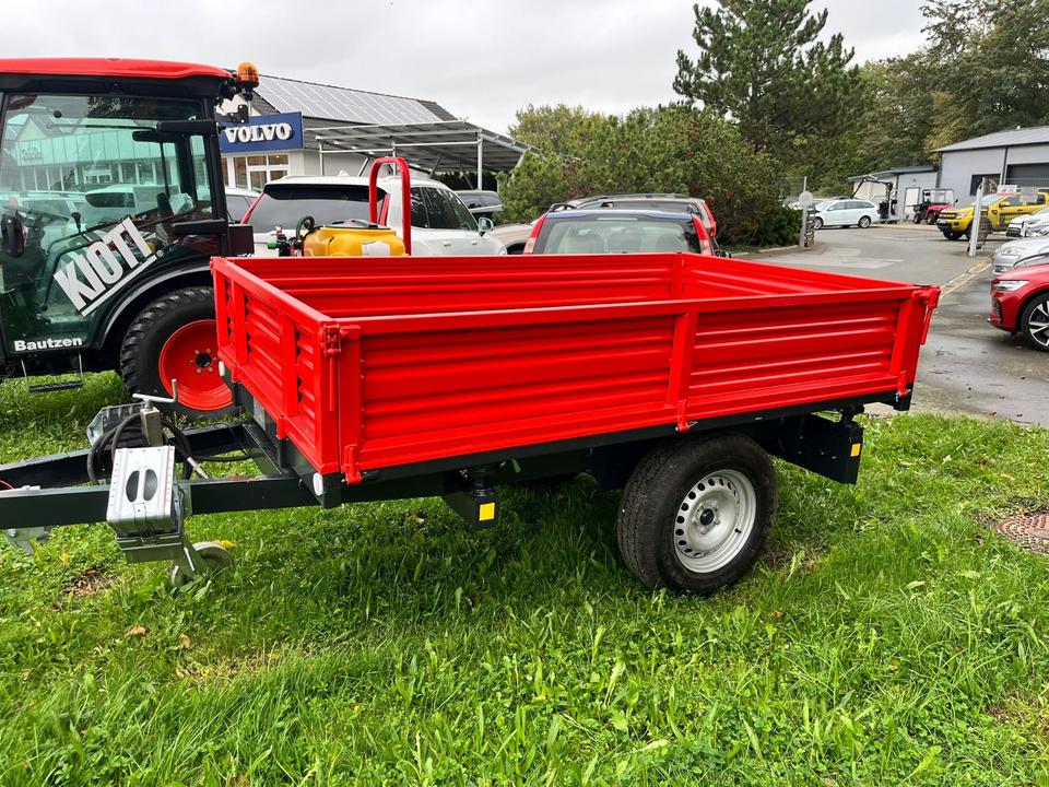Three-Sided Tipping Trailer 2.0 t for Tractor (Lovol, Farmtrac)