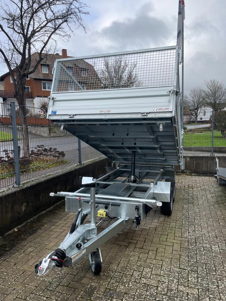 Tandem Three-Sided Tipping Trailer 3.5-ton with Steel Mesh Attachment