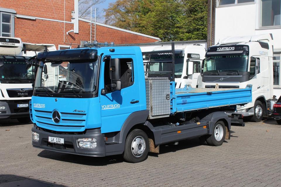 Mercedes-Benz Atego 921 E6 3-Way Tipper - 3 Seats, Dual Tow Hitch, A/C