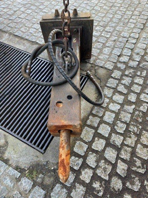 Atlas Copco CP 300 Used Air Compressor, 210 kg, price includes adapter plate