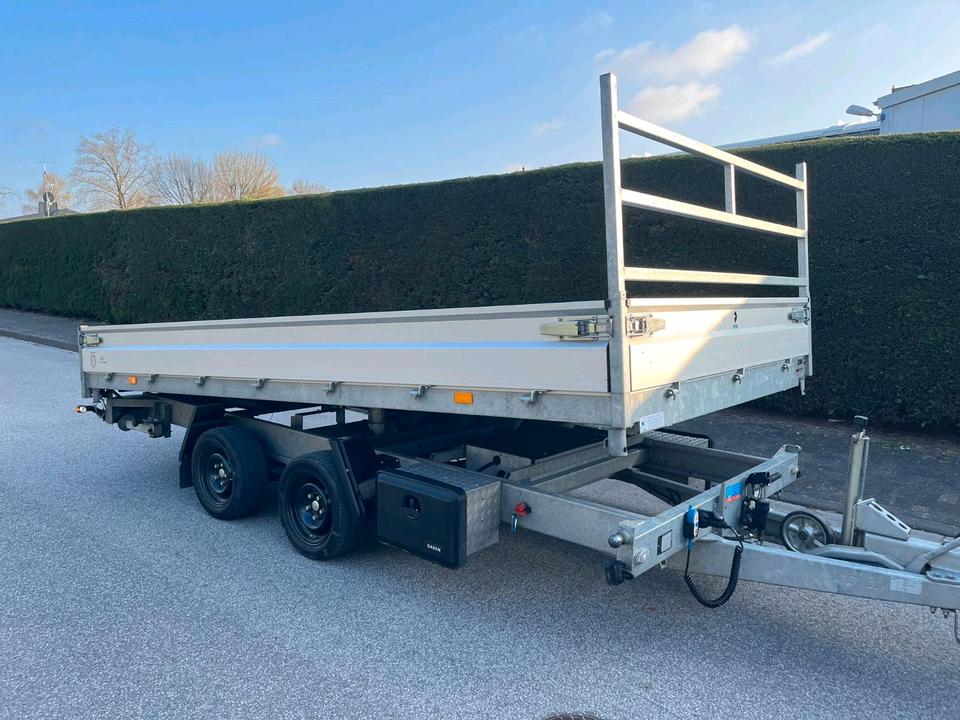 Hapert HM2 Ferro Cobalt Three-Sided Tipping Trailer 4x2