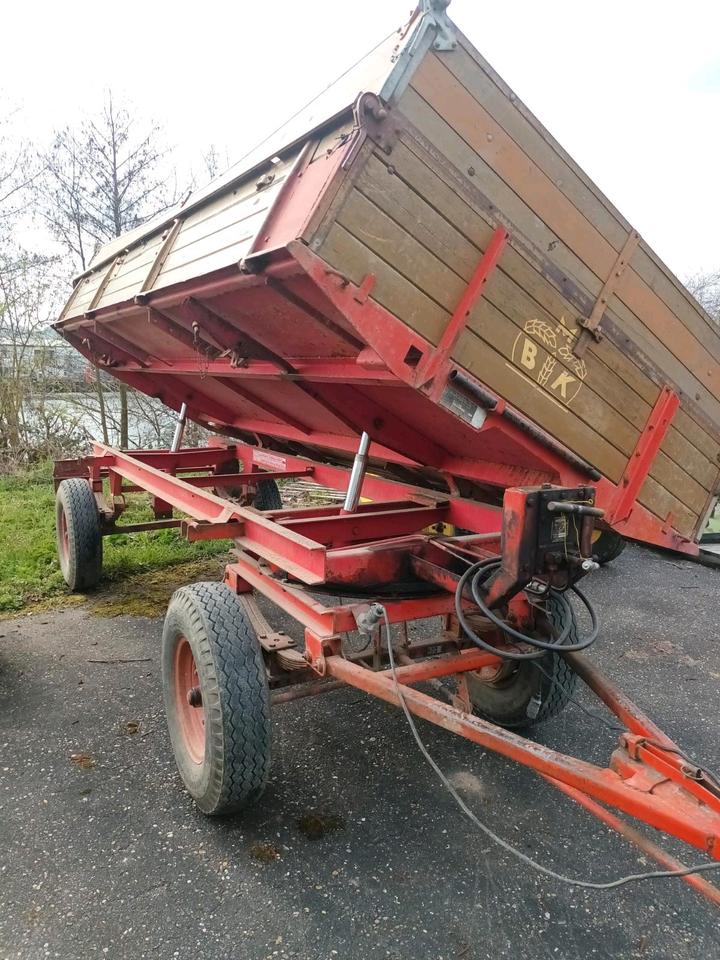 Krone Emsland 5.7-tonne Dual-Side Tipping Trailer