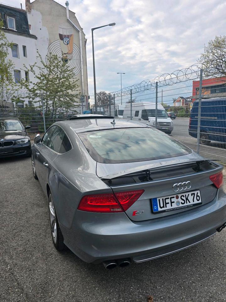 Audi S7 V8 Luxury Sport Sedan with Full Equipment
