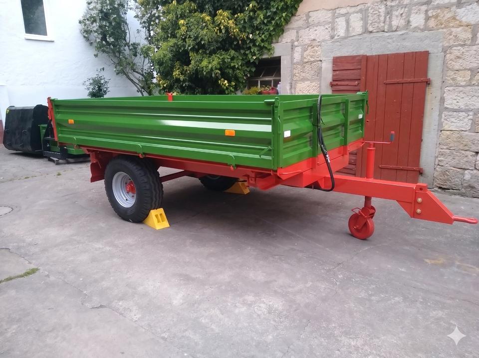 Single-Axle Three-Sided Tipper Trailer 3.2 x 2.0 x 0.5 m for Horse Manure