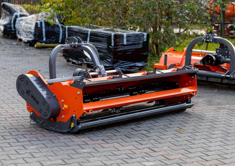 Mulcher with Hydraulic Side Shift, 2.4 m Flail Mower
