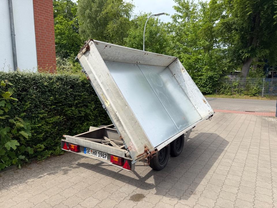 Humbaur HTK 2500 Three-Side Tipping Trailer