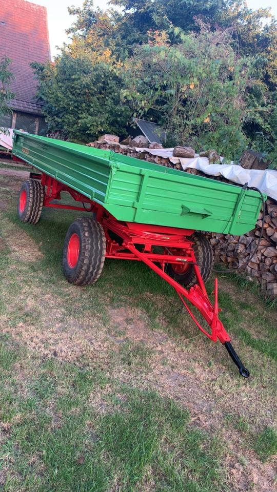 8-ton Hoffmann Stahl three-sided tipping trailer