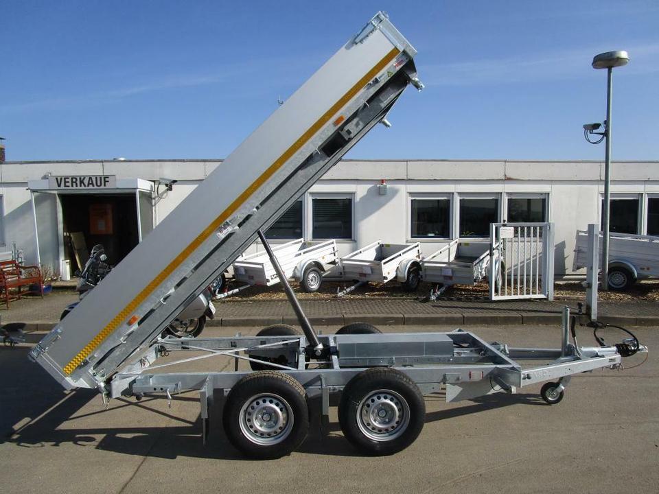 Eduard 3318 Three-Sided Tipping Trailer – 2.7 t GVW – Electric / Emergency Hand Pump – 330×180×30 cm Inner Dimensions – Loading Height 63 cm