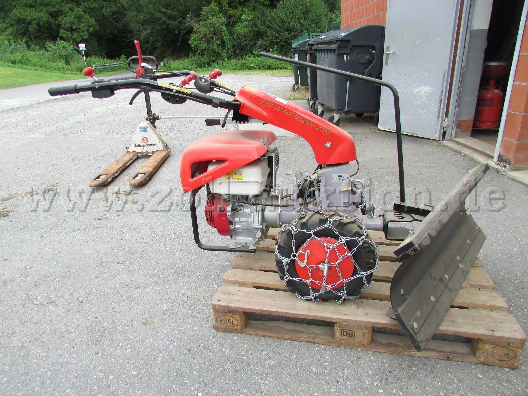 Herkules UE 510 Super DH Single-Axle Winter-Service Tractor with Snow Plow, Snow Chains, and Honda GX 270 Engine