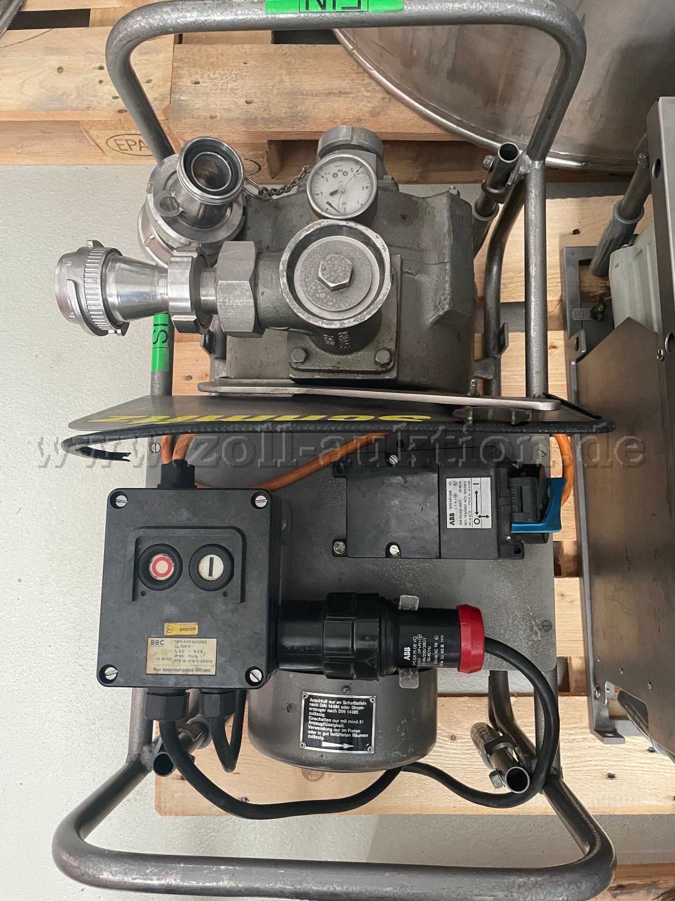 1 Portable Transfer Pump (TUP) Mast