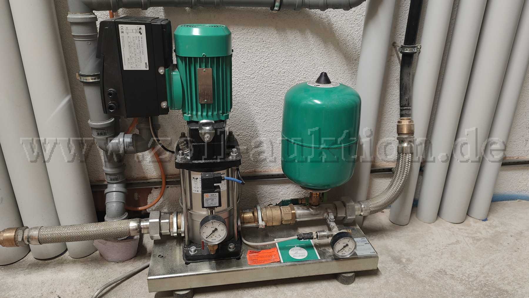 WILO Pressure Boosting System with Helix VE204-1/16/E/S Vertical High-Pressure Centrifugal Pump